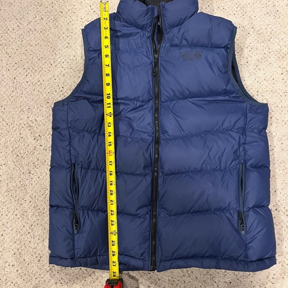 Mountain hardwear 650 down vest xl - Picture 6 of 7